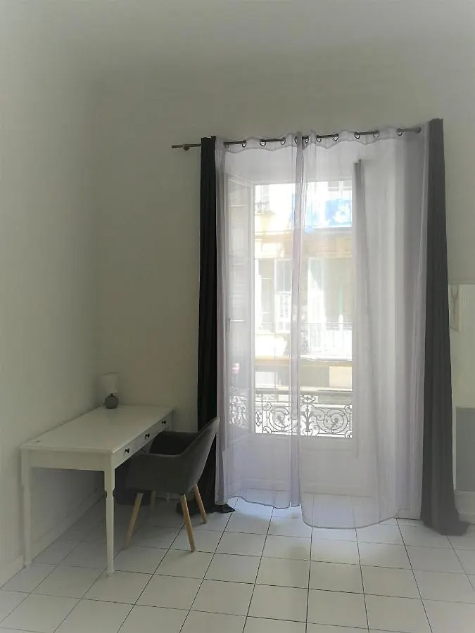 Appartement 110M2 Nice Plein Centre 0*,