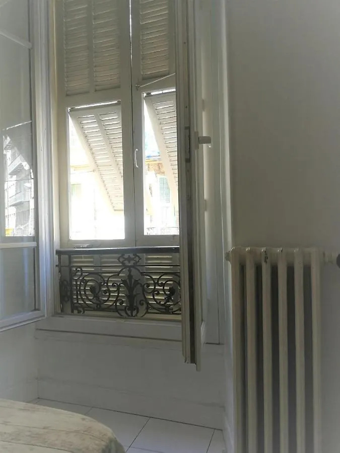 Appartement 110M2 Nice Plein Centre 0*,